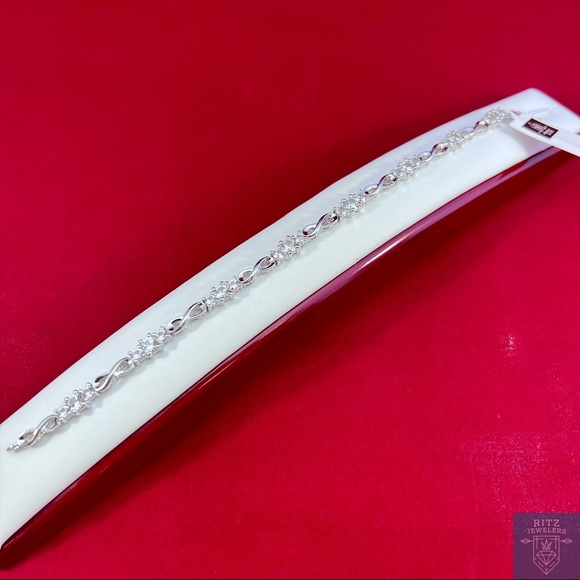 Sterling Silver Bracelet With Cubic Zirconia - Picture 4 of 5